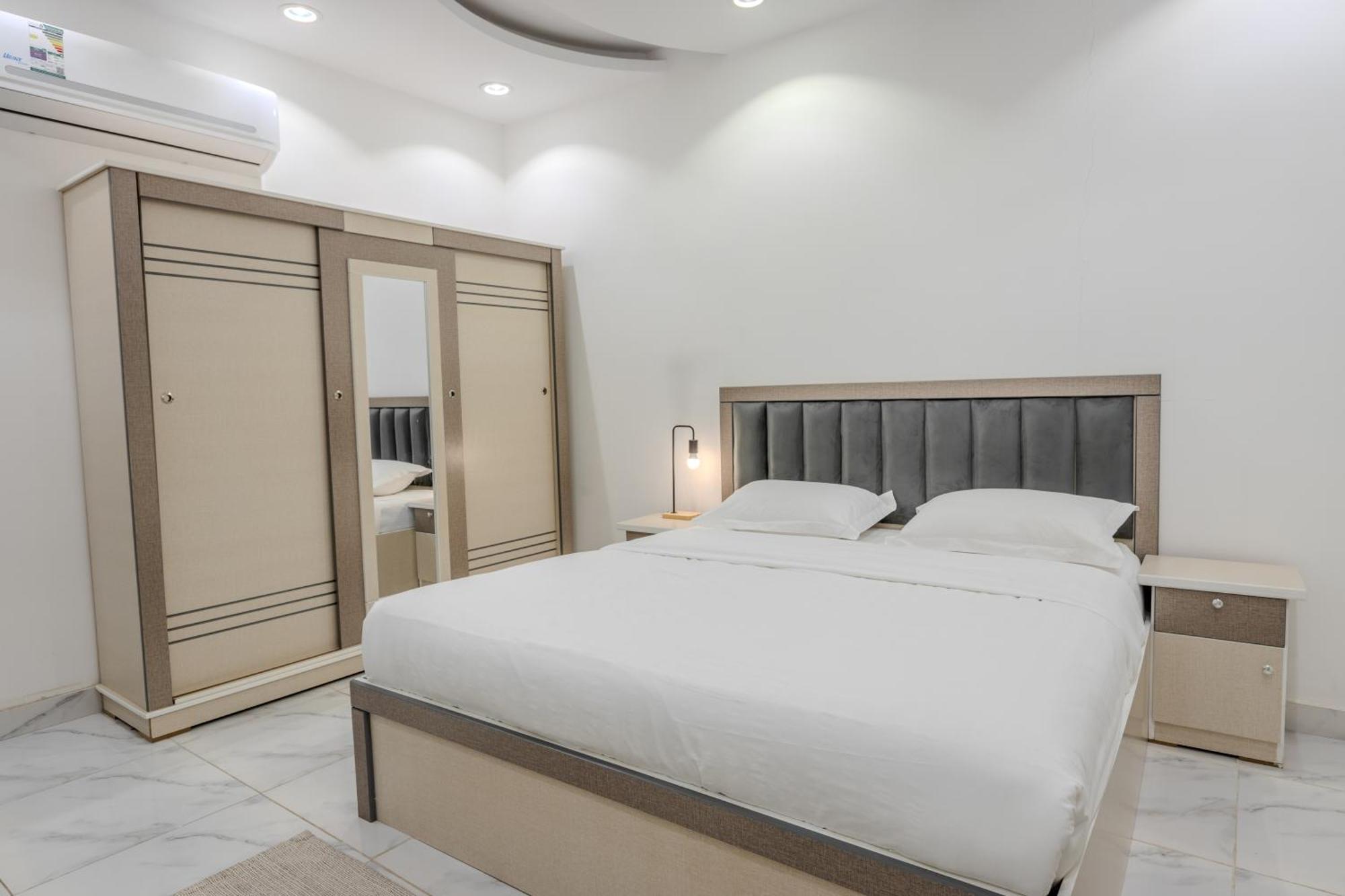 Luxurious Family 3 Bedroom Apartments 10 Mins Drive To Al-Masjid Nabawi - Nozol Noor 1 المدينة المنورة المظهر الخارجي الصورة