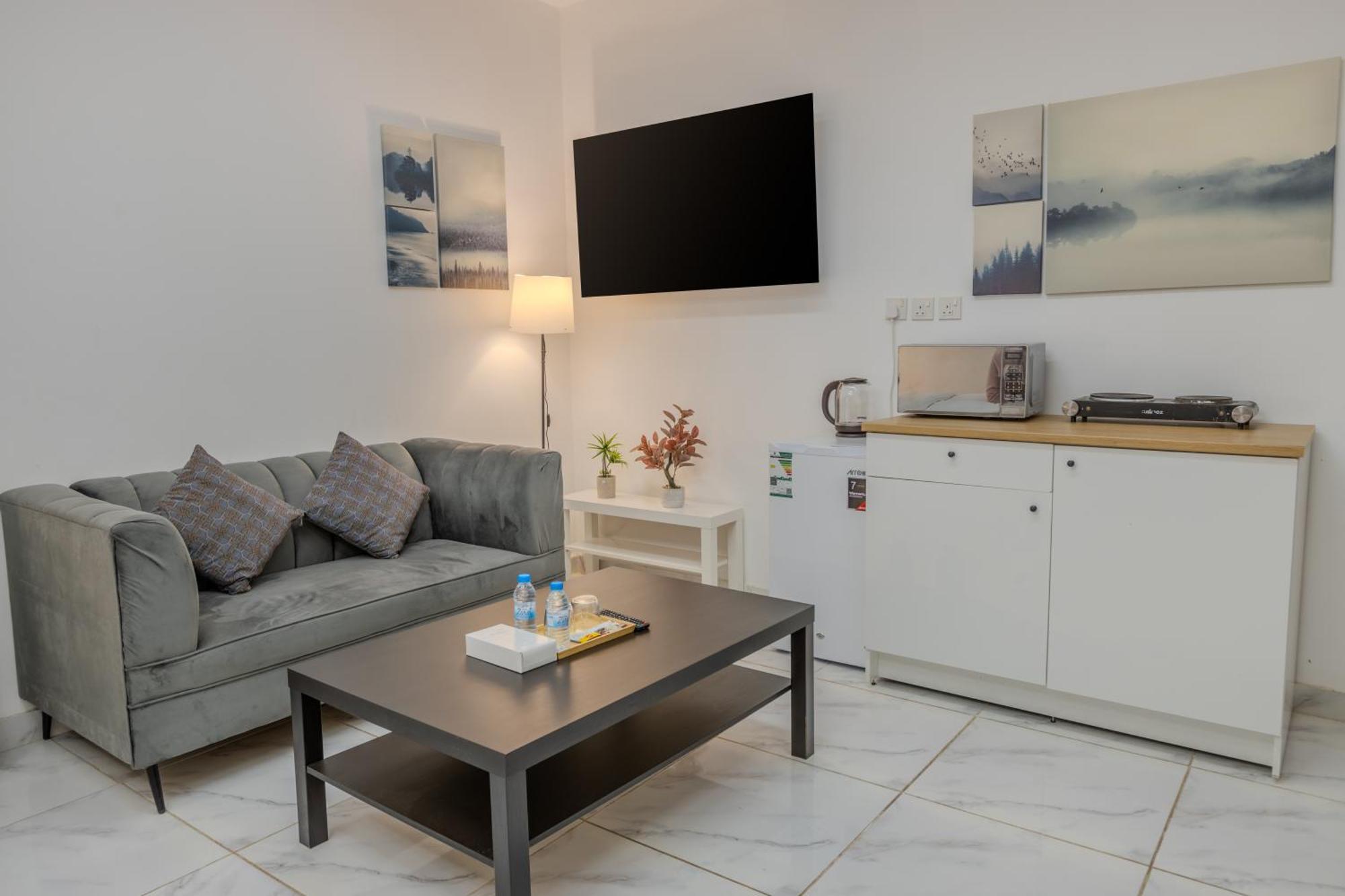 Luxurious Family 3 Bedroom Apartments 10 Mins Drive To Al-Masjid Nabawi - Nozol Noor 1 المدينة المنورة المظهر الخارجي الصورة