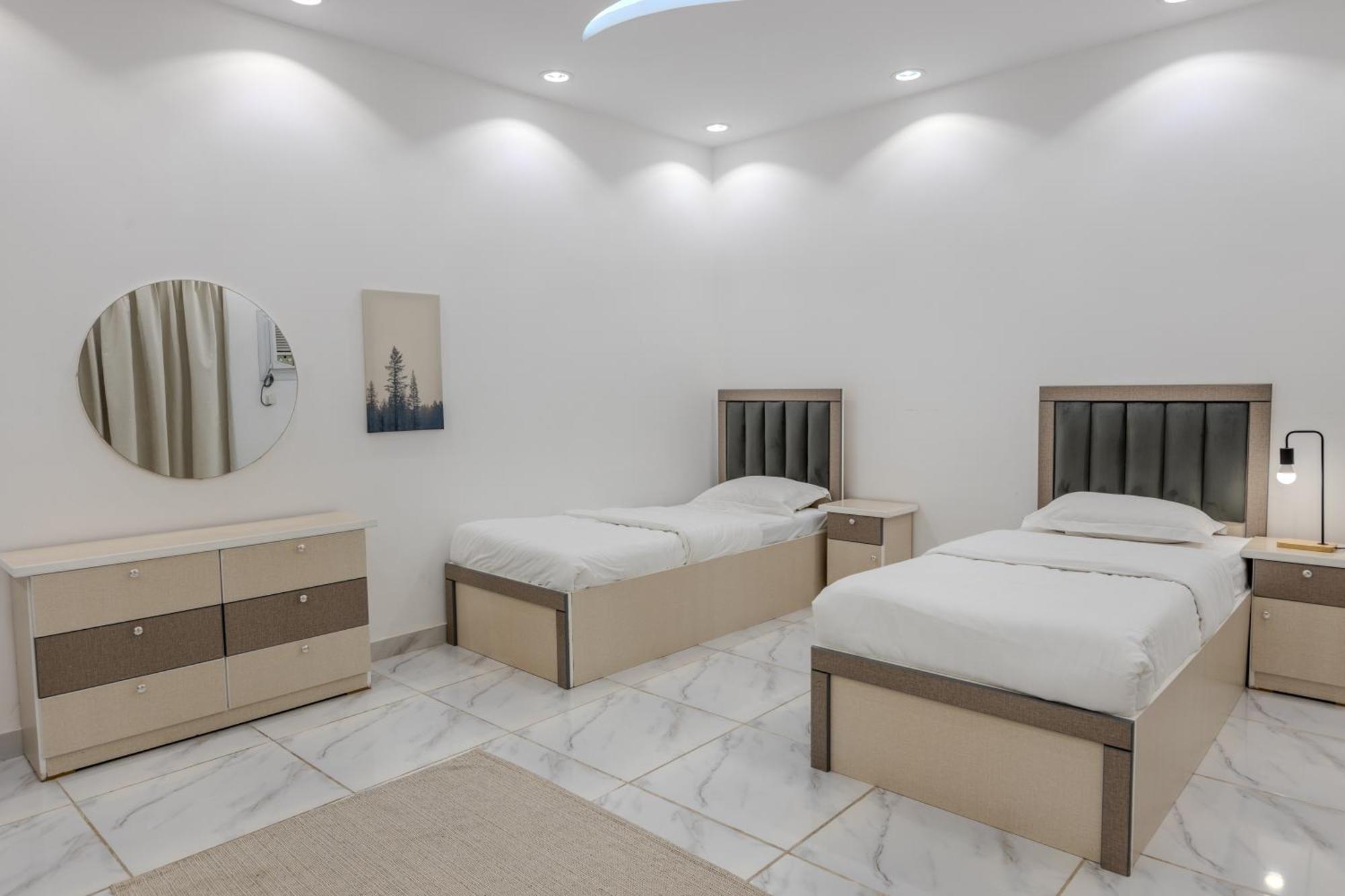 Luxurious Family 3 Bedroom Apartments 10 Mins Drive To Al-Masjid Nabawi - Nozol Noor 1 المدينة المنورة المظهر الخارجي الصورة