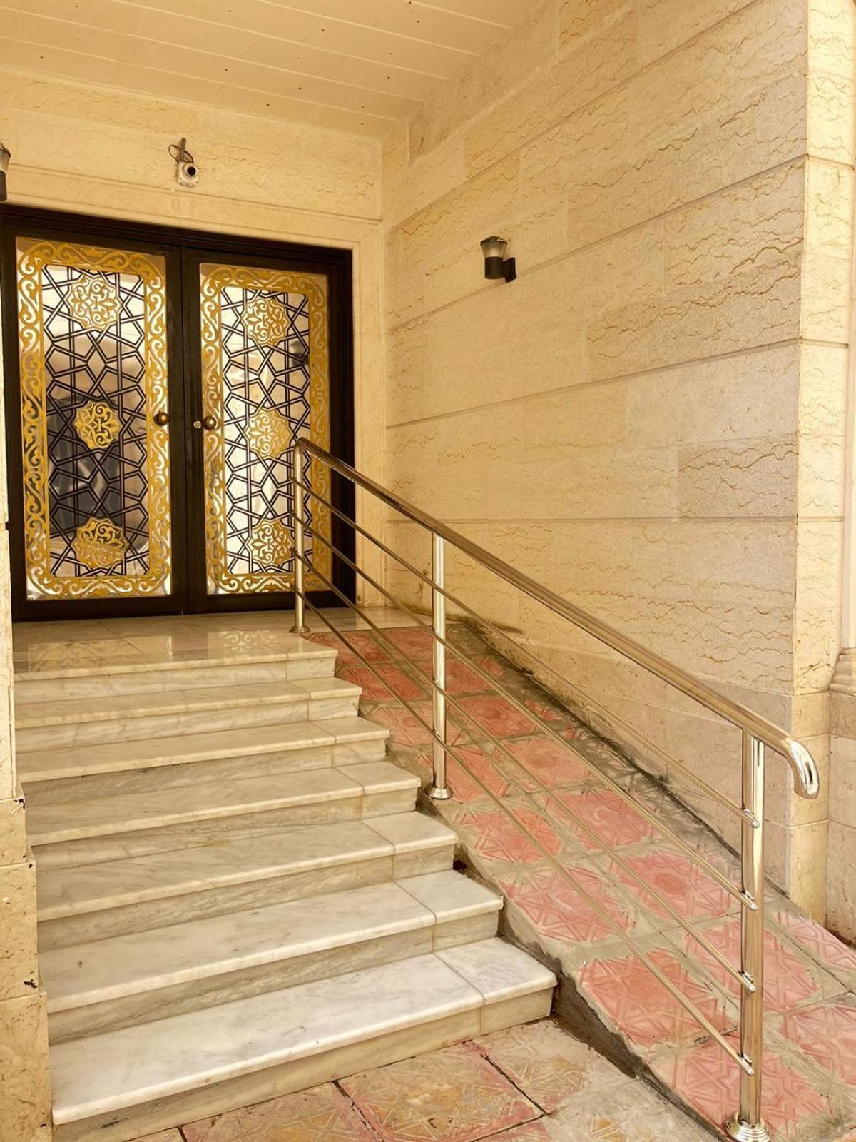 Luxurious Family 3 Bedroom Apartments 10 Mins Drive To Al-Masjid Nabawi - Nozol Noor 1 المدينة المنورة الغرفة الصورة